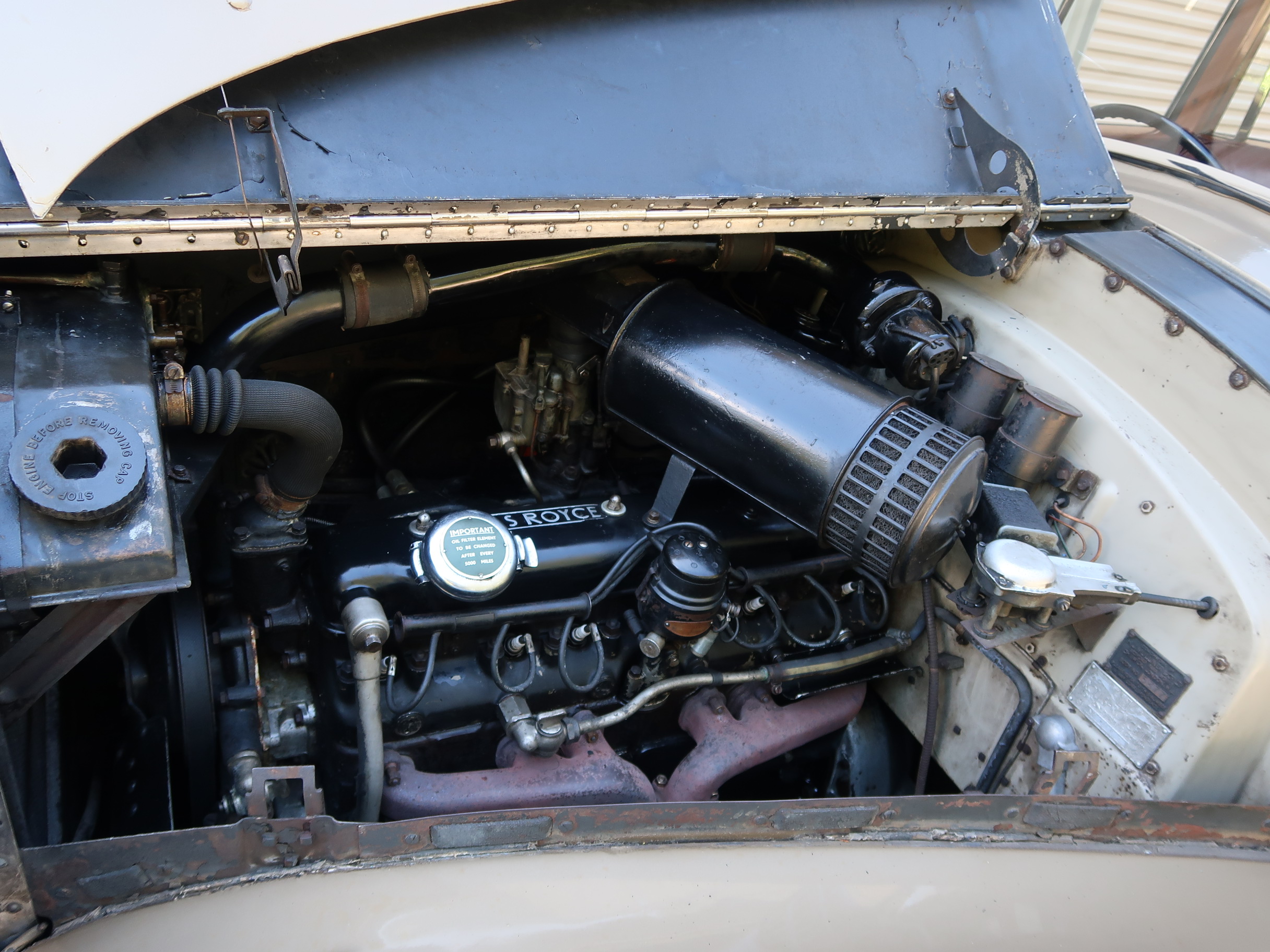 
								1952 Rolls Royce Silver Wraith full									