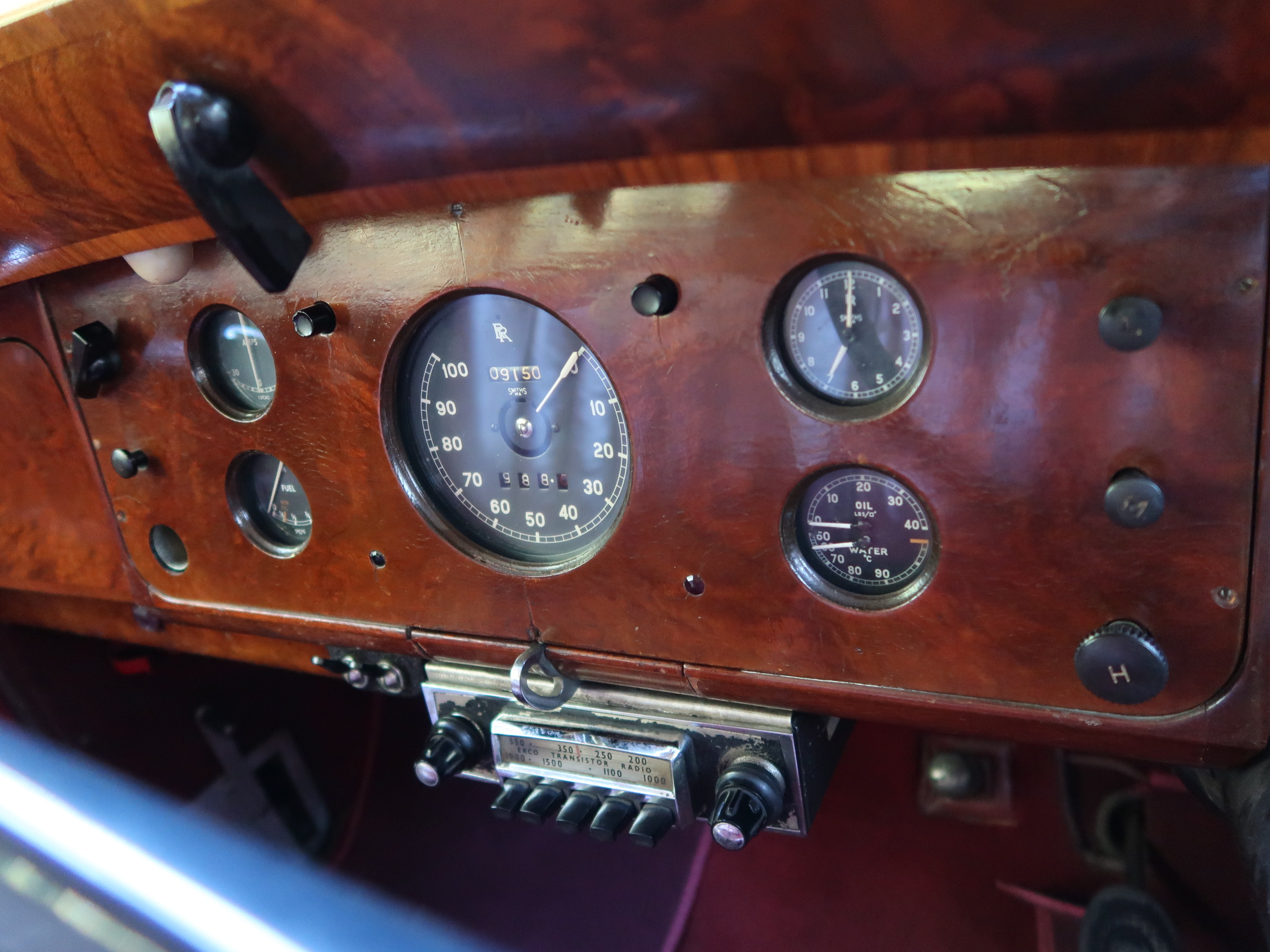 
								1952 Rolls Royce Silver Wraith full									