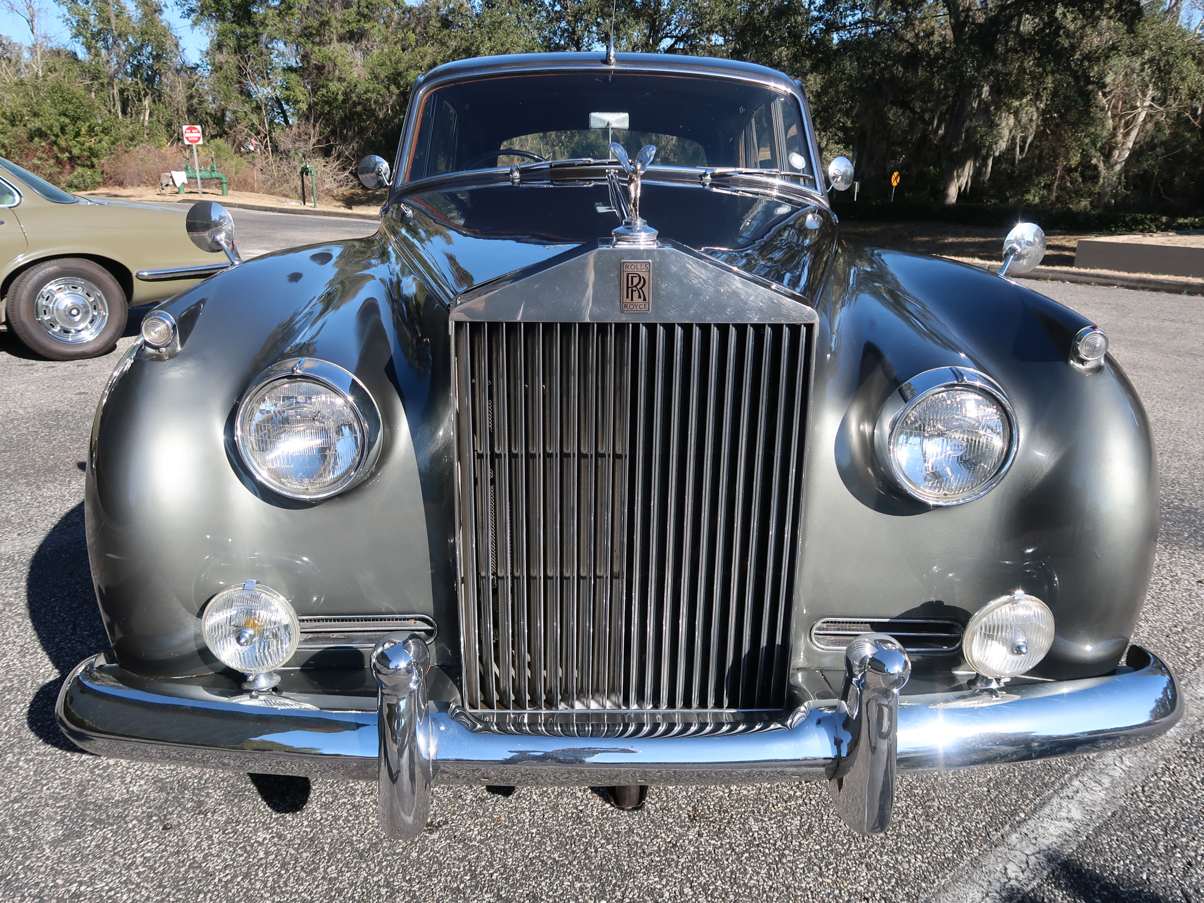 
								1962 Rolls Royce Silver Cloud II full									