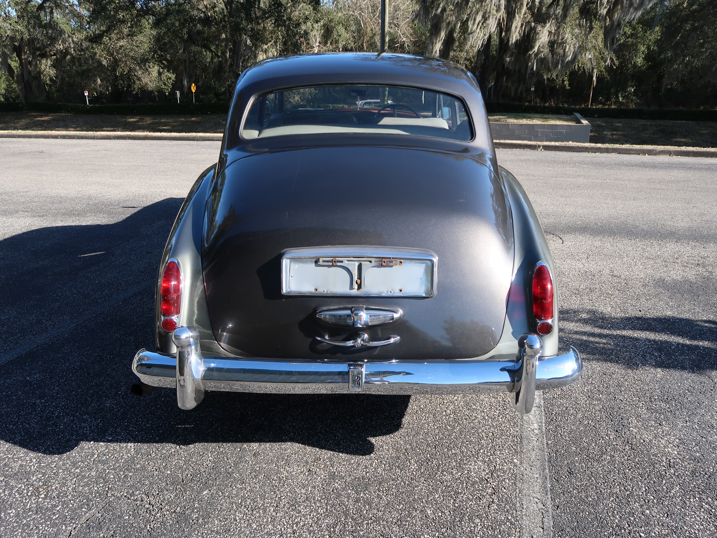 
								1962 Rolls Royce Silver Cloud II full									
